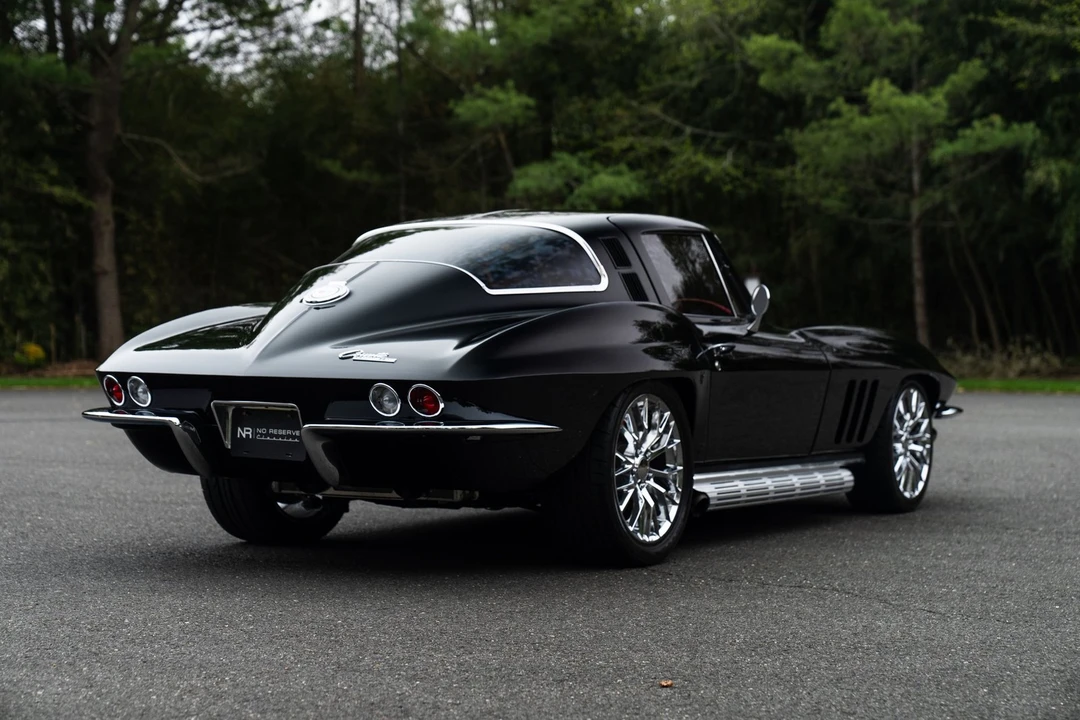 1965 Chevrolet Corvette C2 - Image 28 of 31