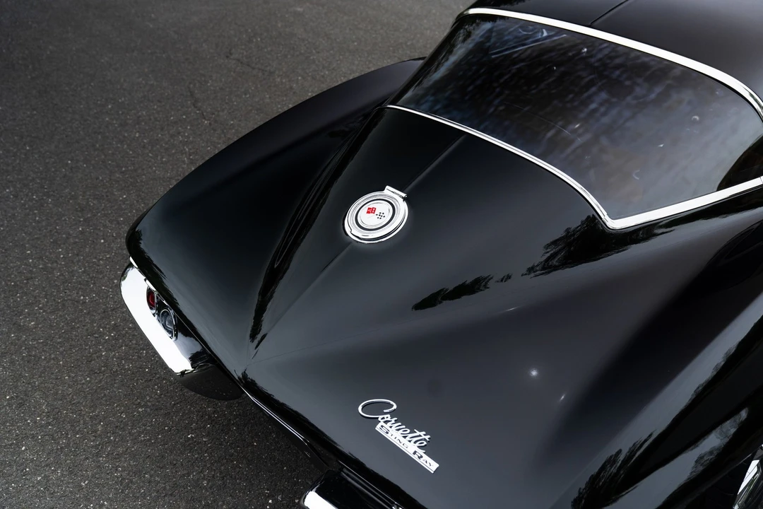 1965 Chevrolet Corvette C2 - Image 25 of 31