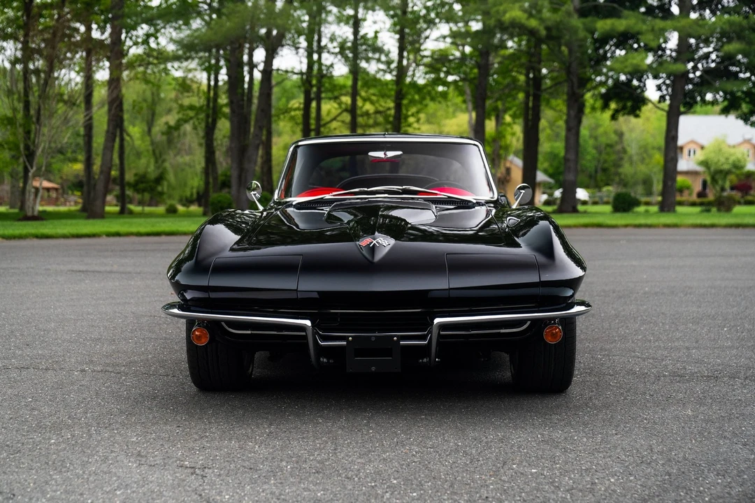 1965 Chevrolet Corvette C2 - Image 15 of 31