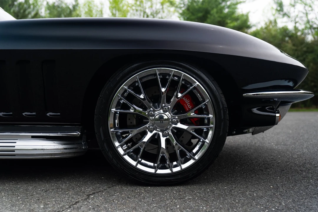 1965 Chevrolet Corvette C2 - Image 20 of 31