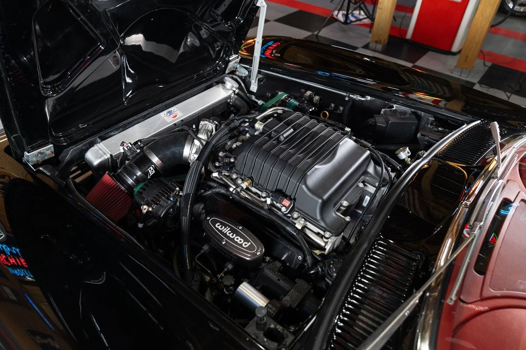 1965 Chevrolet Corvette C2 - Image 3 of 31
