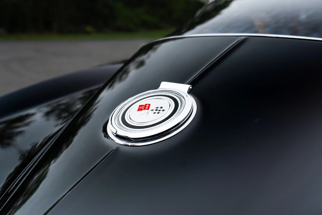 1965 Chevrolet Corvette C2 - Image 23 of 31