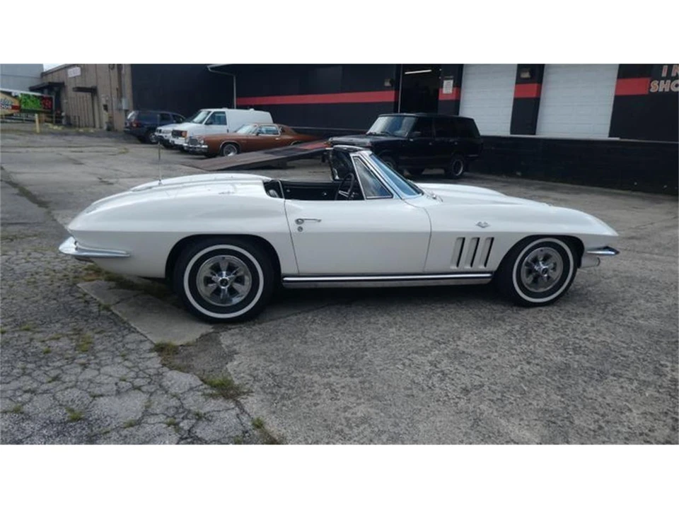 1965 Chevrolet Corvette C2 - Image 3 of 14