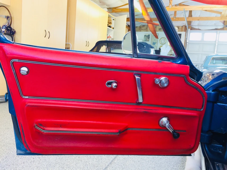 1965 Chevrolet Corvette C2 - Image 22 of 31