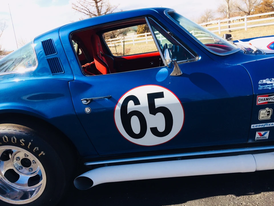 1965 Chevrolet Corvette C2 - Image 3 of 31