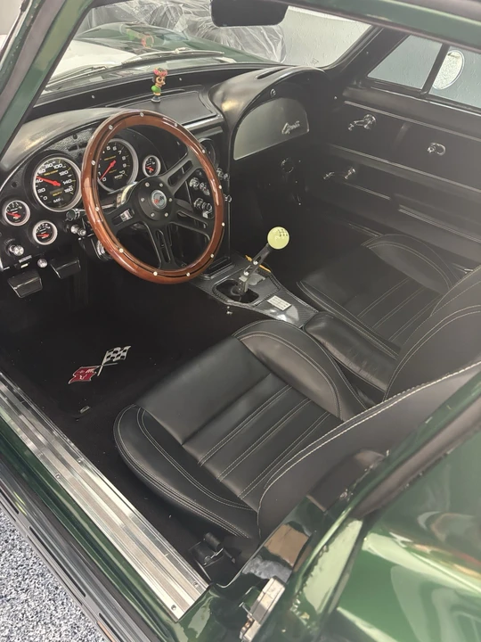1965 Chevrolet Corvette C2 - Image 6 of 15