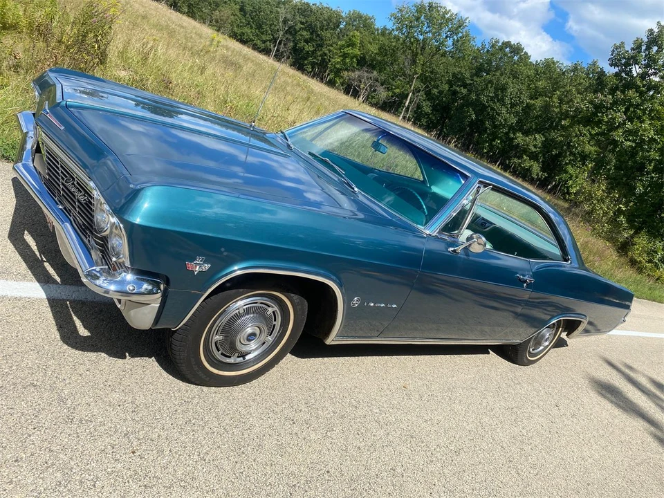 1965 Chevrolet Impala 4th Gen - Image 13 of 28