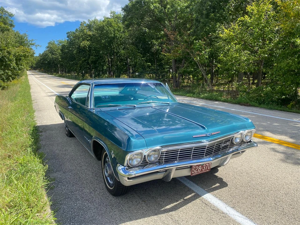 1965 Chevrolet Impala 4th Gen - Image 3 of 28