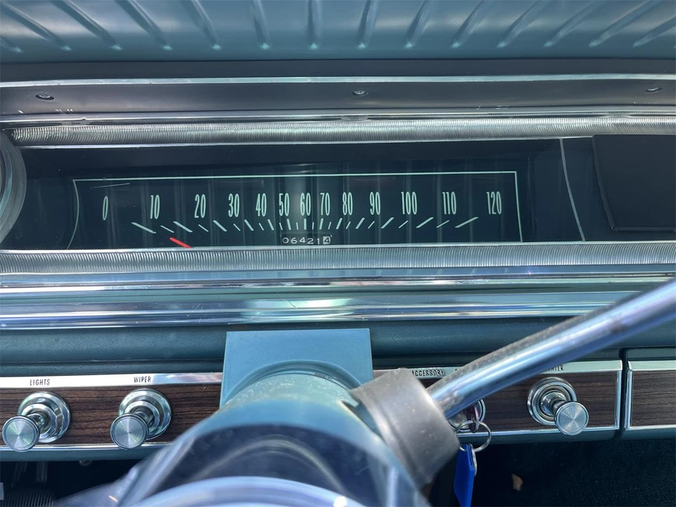 1965 Chevrolet Impala 4th Gen - Image 21 of 31
