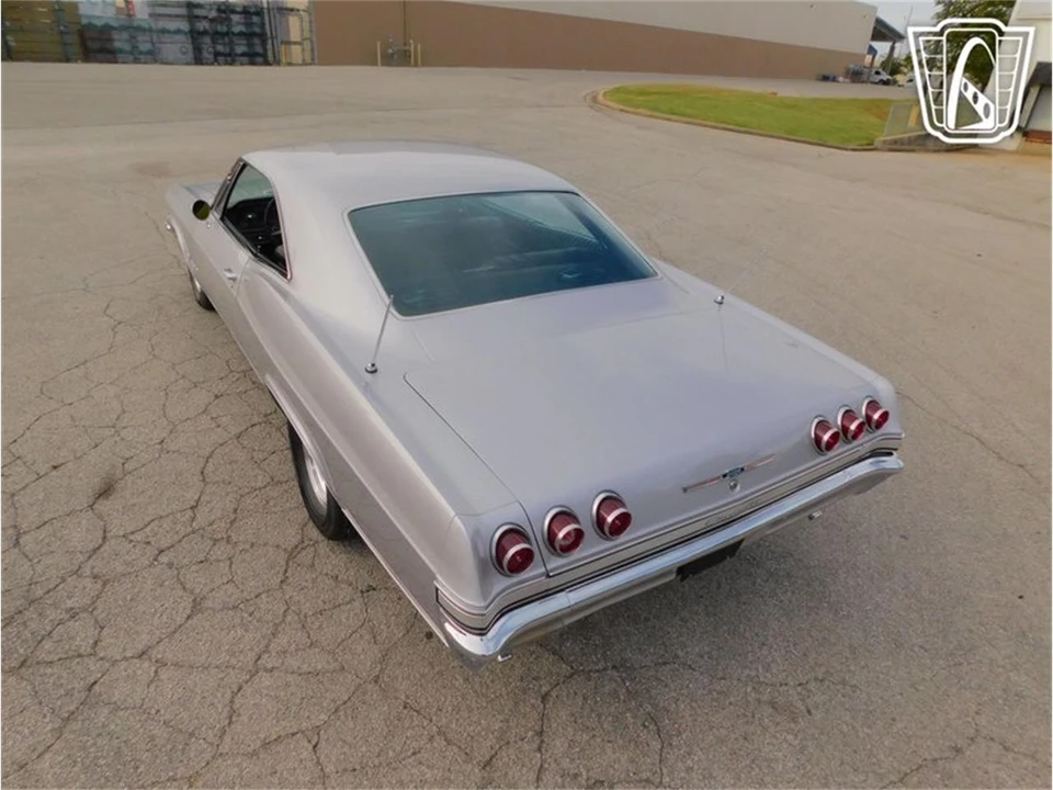 1965 Chevrolet Impala 4th Gen - Image 16 of 31