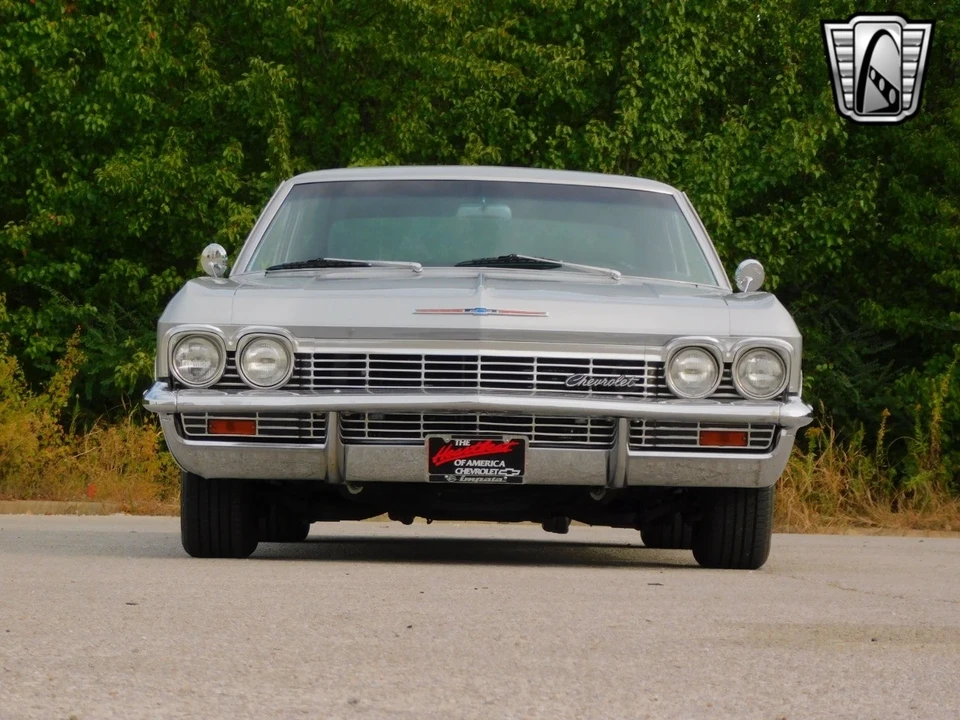 1965 Chevrolet Impala 3rd Gen - Image 10 of 21