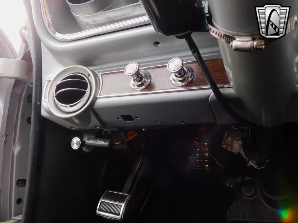 1965 Chevrolet Impala 3rd Gen - Image 18 of 21
