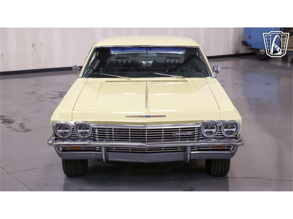 1965 Chevrolet Impala 4th Gen - Image 3 of 31