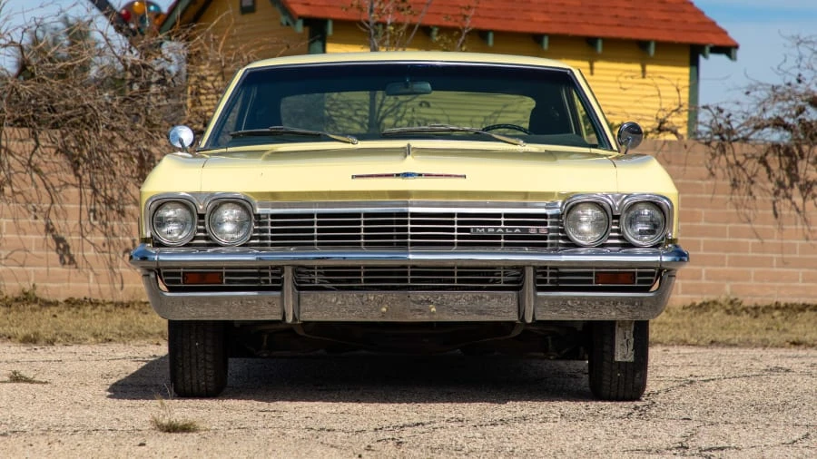 1965 Chevrolet Impala 4th Gen - Image 9 of 12