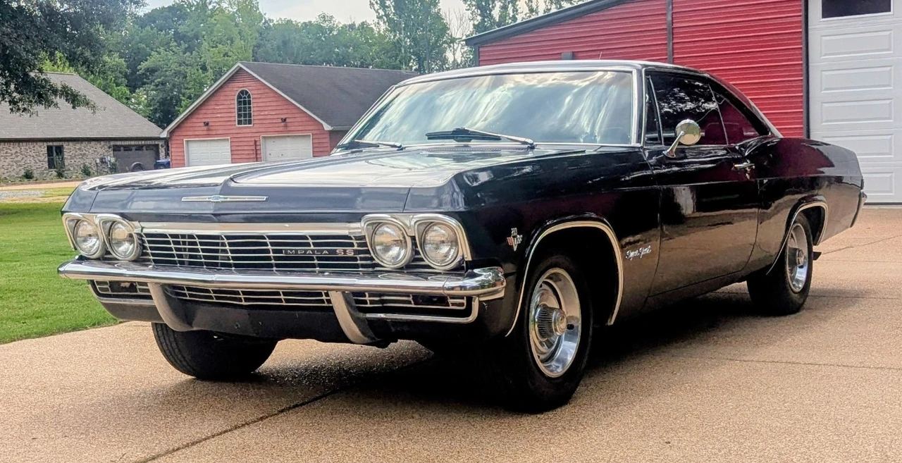 1965 Chevrolet Impala 4th Gen - Image 2 of 10