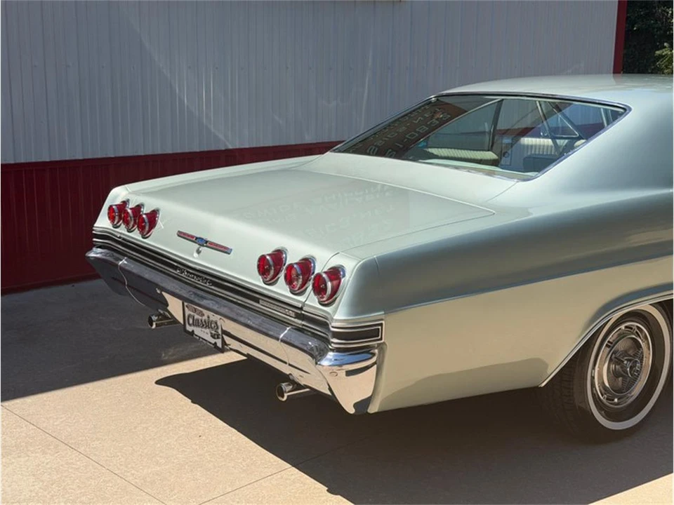 1965 Chevrolet Impala 4th Gen - Image 11 of 31