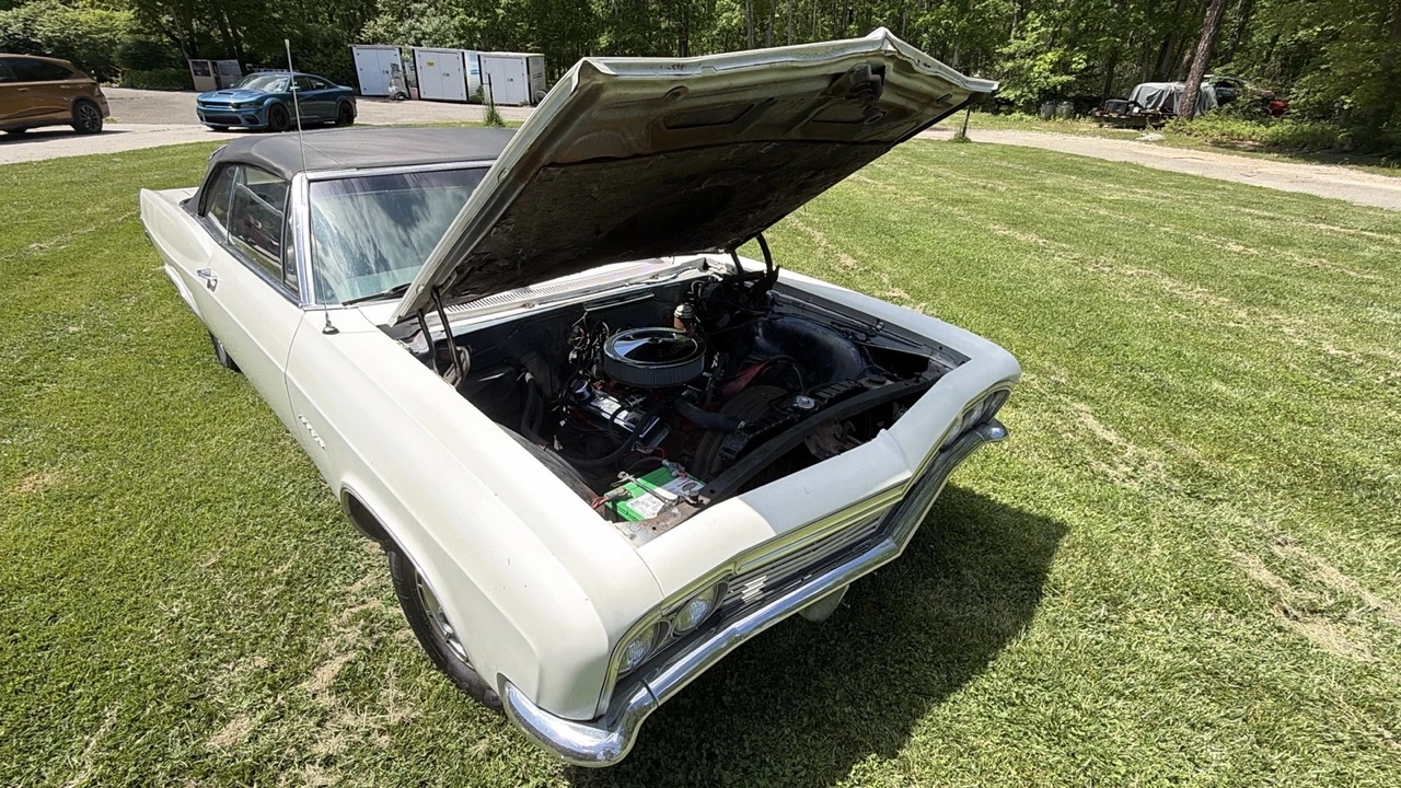 1965 Chevrolet Impala 4th Gen - Image 15 of 31