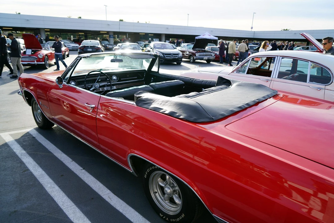1965 Chevrolet Impala 4th Gen - Image 7 of 31