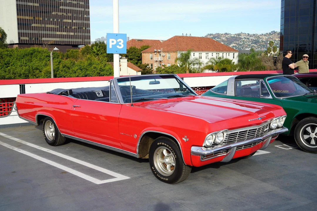 1965 Chevrolet Impala 4th Gen - Image 2 of 31