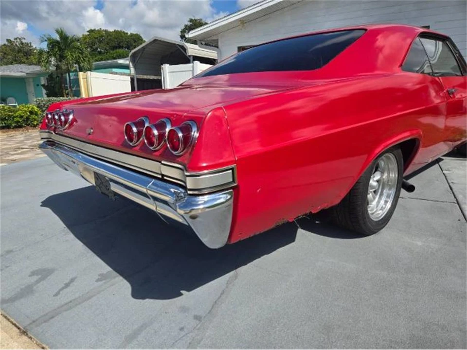 1965 Chevrolet Impala 4th Gen - Image 9 of 12