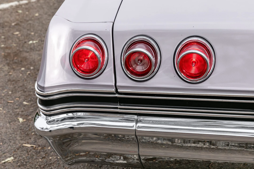 1965 Chevrolet Impala 4th Gen - Image 24 of 31