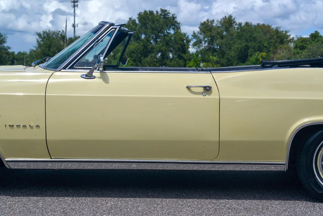 1965 Chevrolet Impala 4th Gen - Image 18 of 31