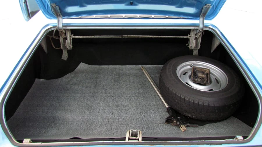 1965 Chevrolet Impala 4th Gen - Image 7 of 12