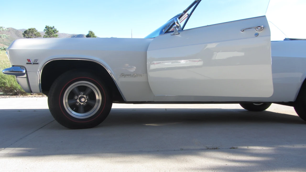 1965 Chevrolet Impala 4th Gen - Image 18 of 31