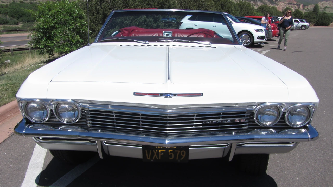 1965 Chevrolet Impala 4th Gen - Image 15 of 31