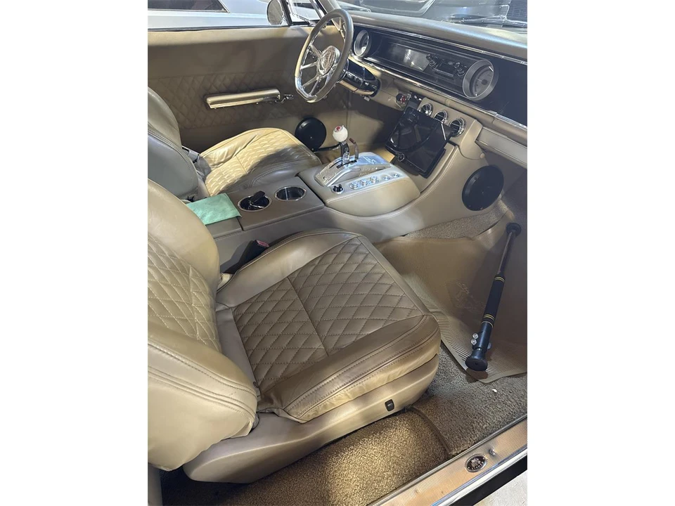 1965 Chevrolet Impala SS 4th Gen - Image 6 of 15