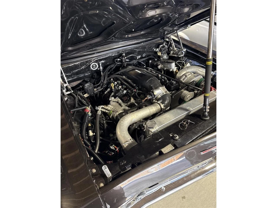 1965 Chevrolet Impala SS 4th Gen - Image 7 of 15