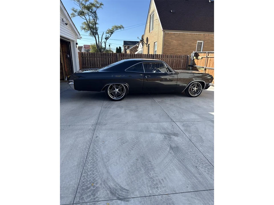 1965 Chevrolet Impala SS 4th Gen - Image 2 of 15