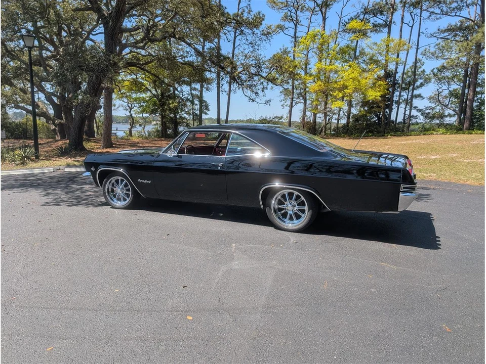 1965 Chevrolet Impala SS 4th Gen - Image 10 of 23