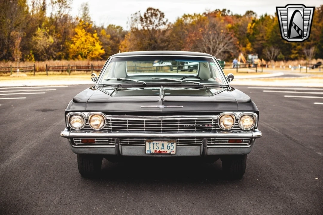 1965 Chevrolet Impala 3rd Gen - Image 11 of 12