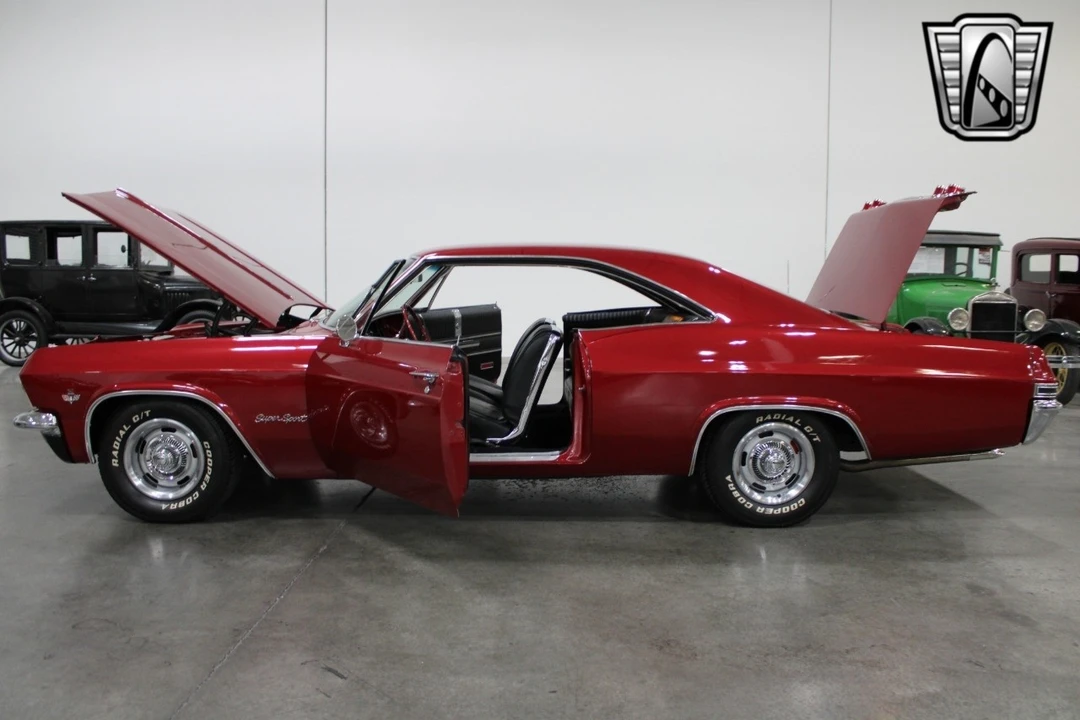 1965 Chevrolet Impala 4th Gen - Image 9 of 12