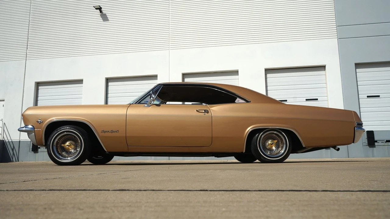 1965 Chevrolet Impala 4th Gen - Image 9 of 12