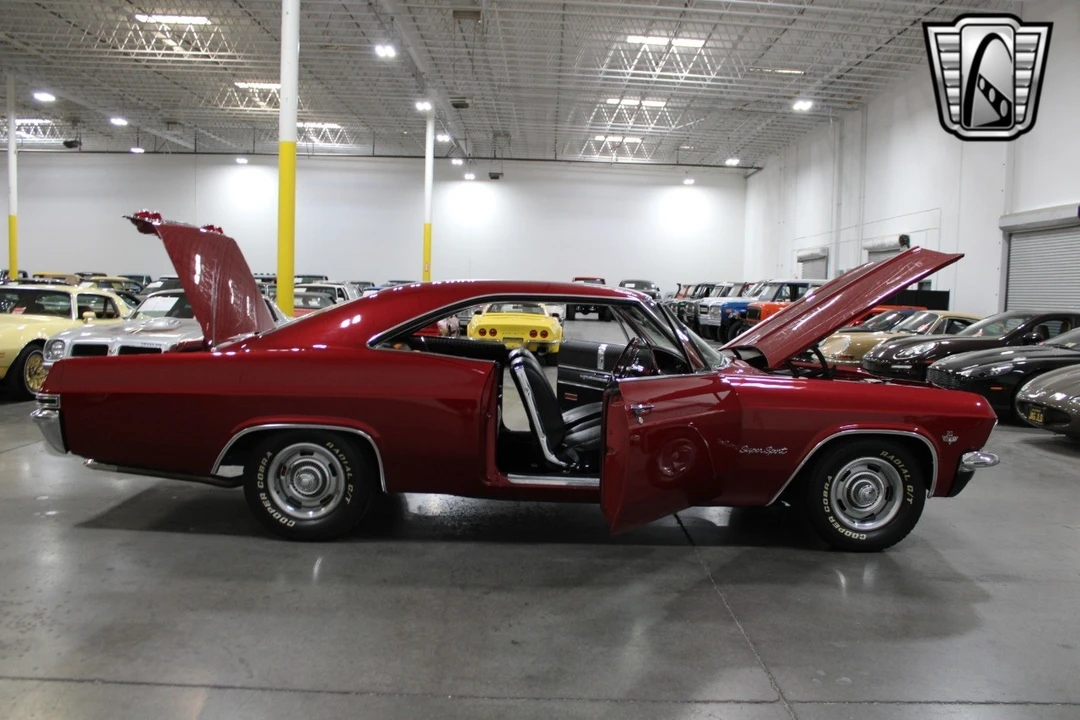 1965 Chevrolet Impala 4th Gen - Image 11 of 12