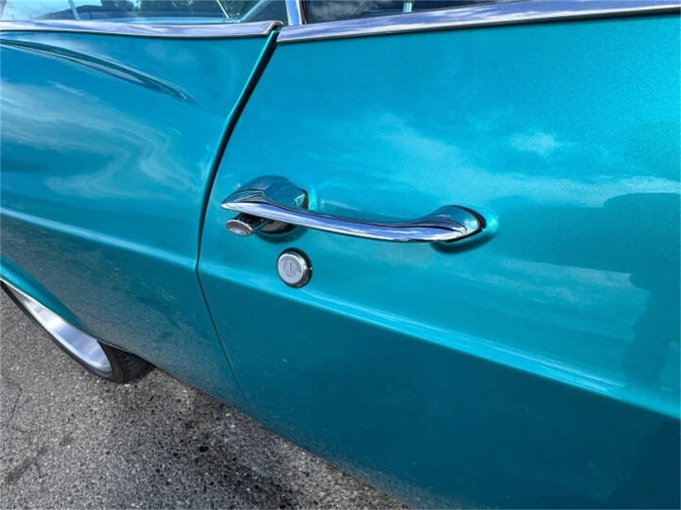 1965 Chevrolet Impala SS 4th Gen - Image 10 of 31