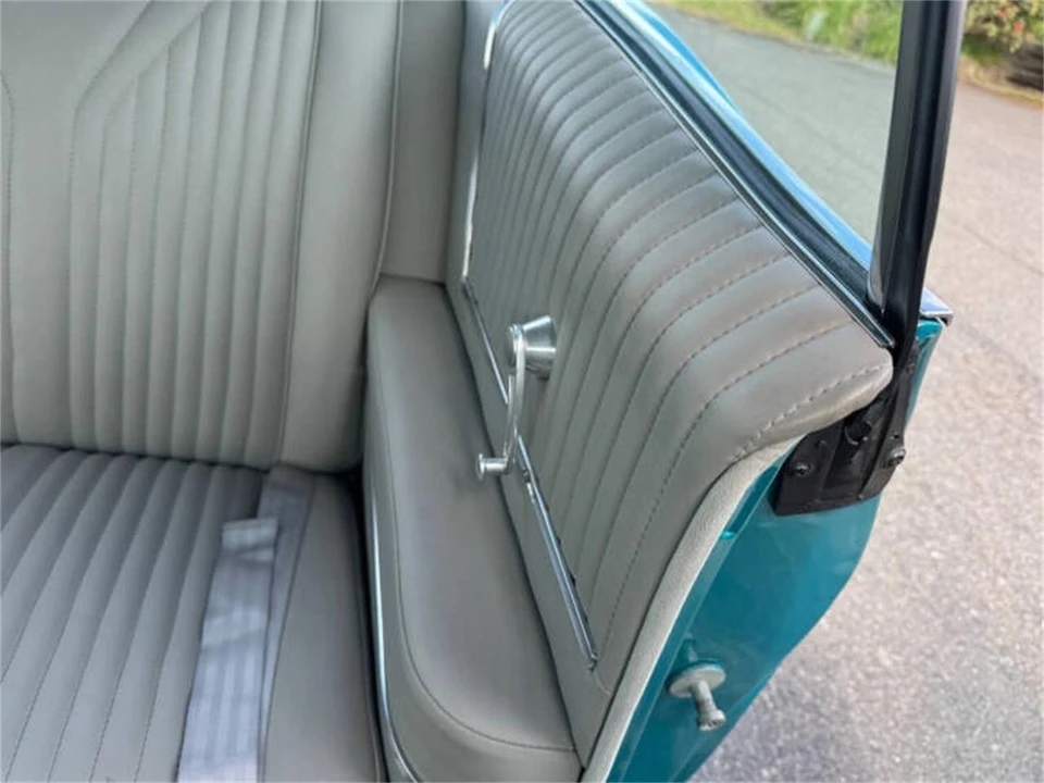 1965 Chevrolet Impala SS 4th Gen - Image 27 of 31