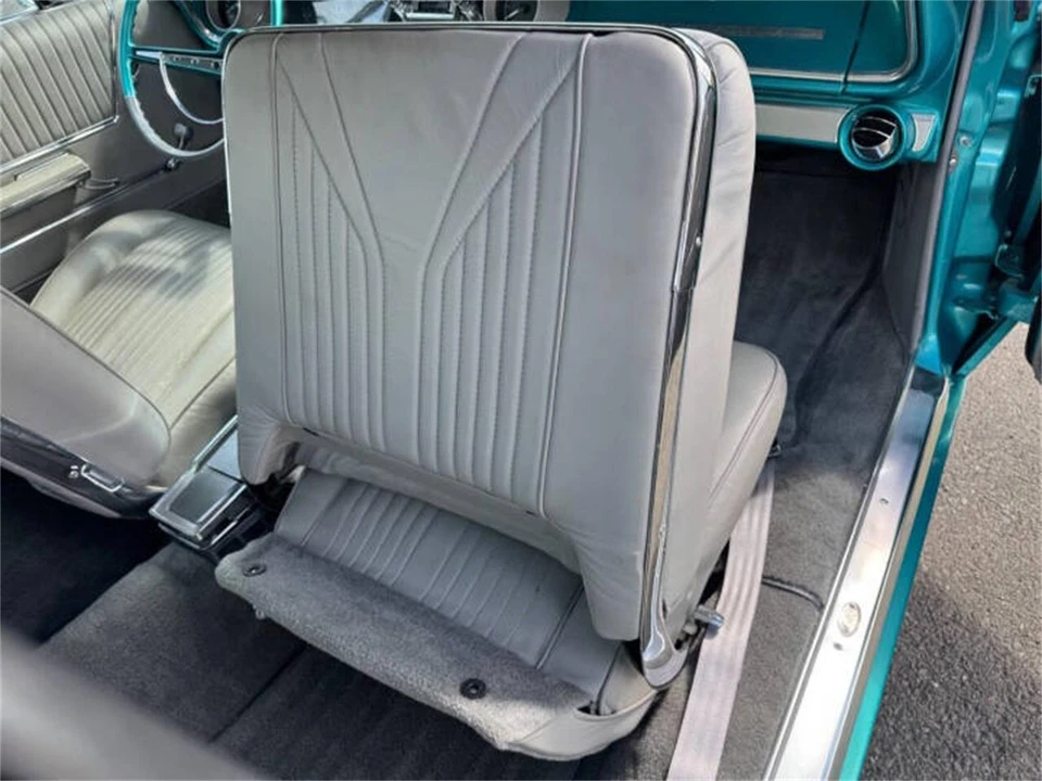 1965 Chevrolet Impala SS 4th Gen - Image 25 of 31