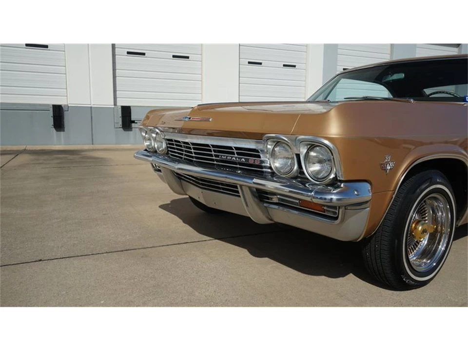 1965 Chevrolet Impala SS 4th Gen - Image 26 of 31