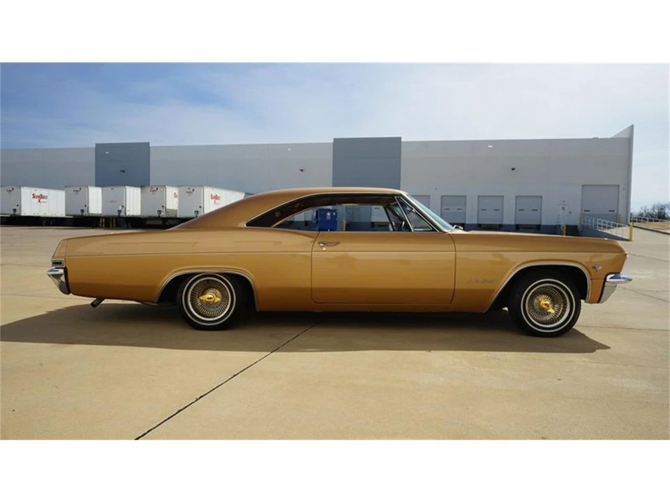 1965 Chevrolet Impala SS 4th Gen - Image 18 of 31