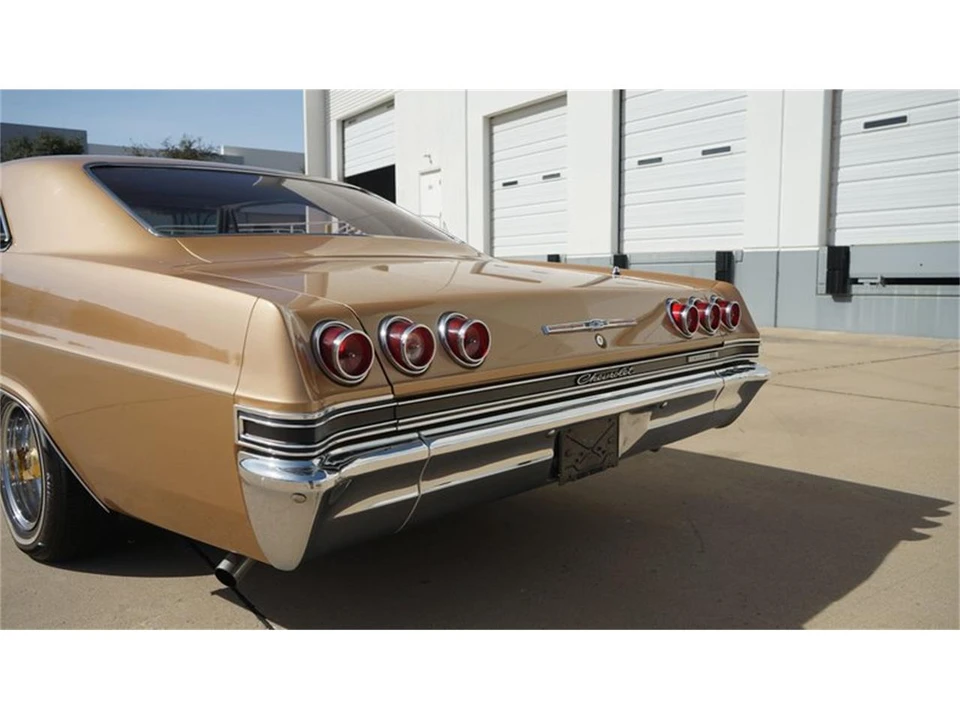 1965 Chevrolet Impala SS 4th Gen - Image 28 of 31