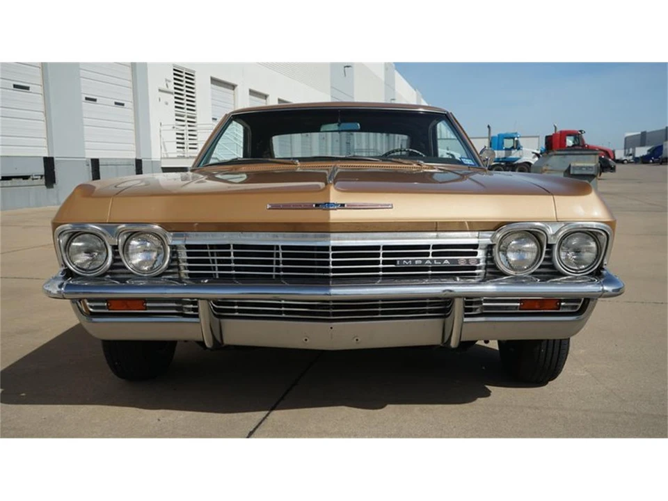 1965 Chevrolet Impala SS 4th Gen - Image 24 of 31