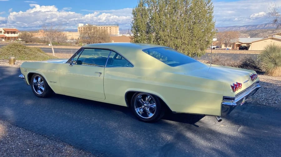 1965 Chevrolet Impala 4th Gen - Image 2 of 5