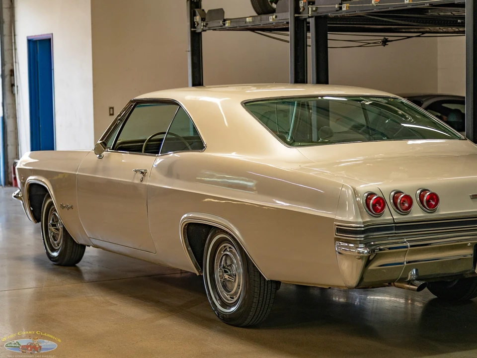 1965 Chevrolet Impala SS 4th Gen - Image 24 of 31