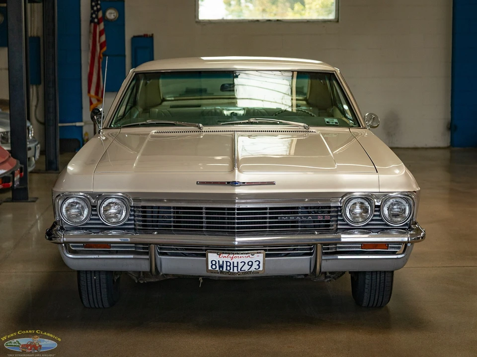 1965 Chevrolet Impala SS 4th Gen - Image 14 of 31