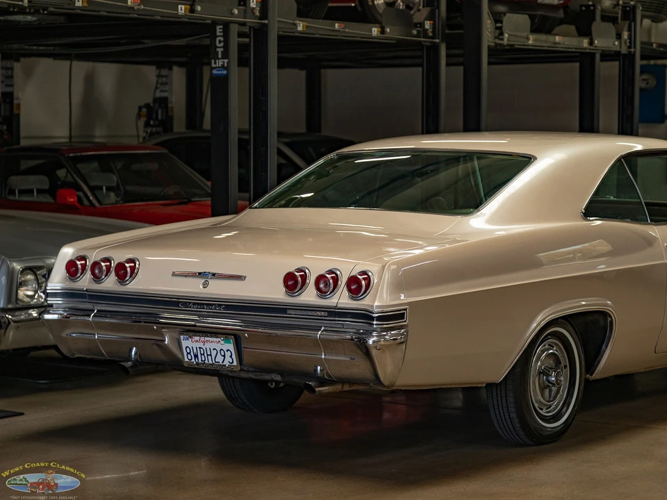 1965 Chevrolet Impala SS 4th Gen - Image 27 of 31