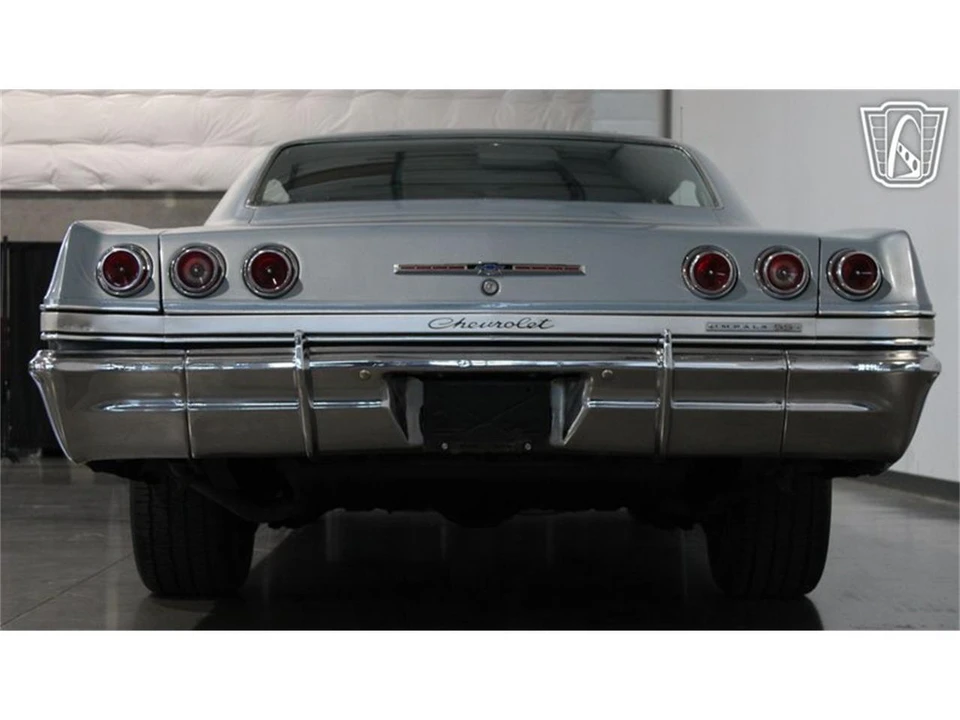 1965 Chevrolet Impala SS 4th Gen - Image 25 of 31