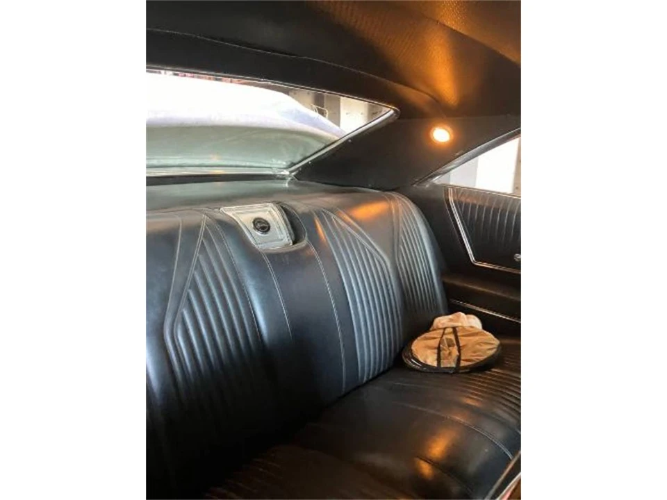 1965 Chevrolet Impala SS 4th Gen - Image 4 of 13